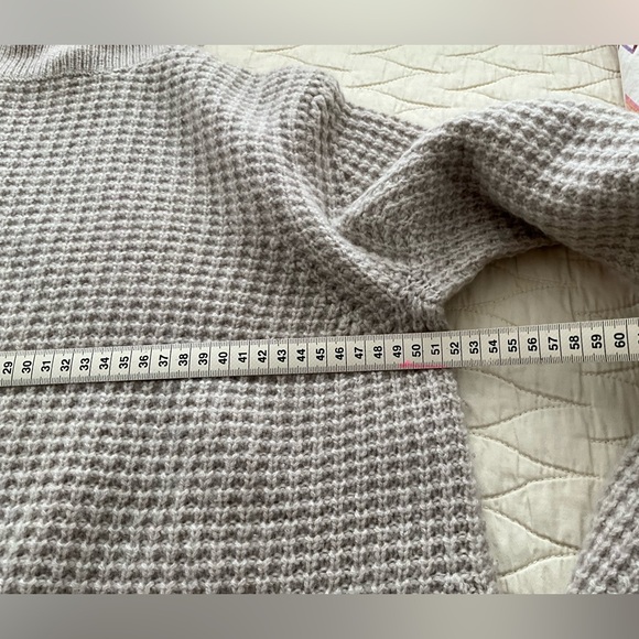 Magaschoni Taupe oatmeal cashmere Cowl Neck Sweater, L - Picture 9 of 9